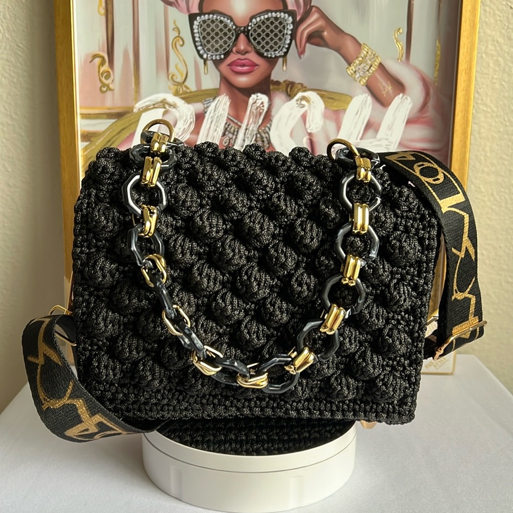 Classic Hand Crafted Crochet Crossbody Bag. - Picture 15 of 17